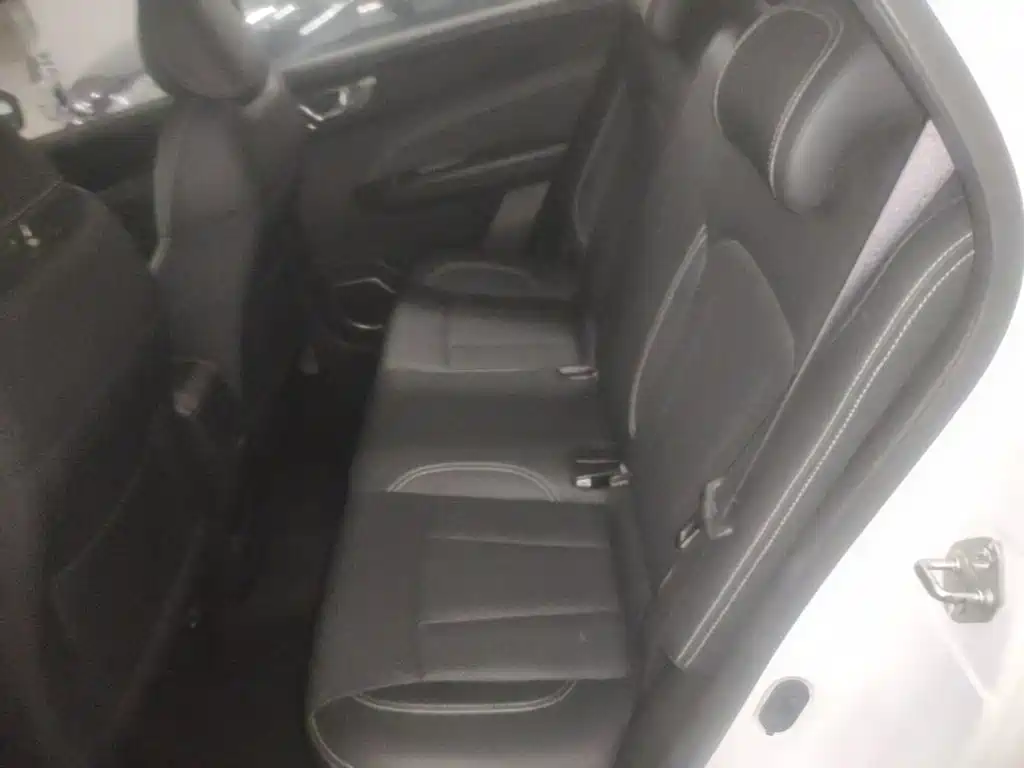 Geely Vision X3 — миниатюра 17