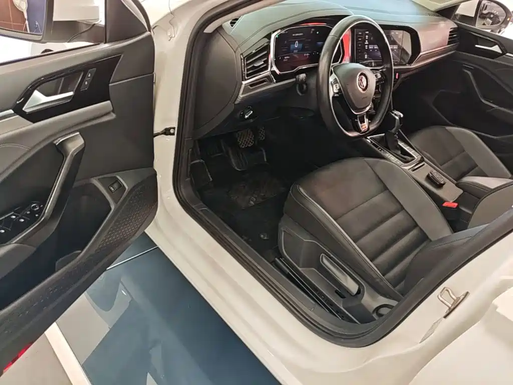 Volkswagen Sagitar — миниатюра 16