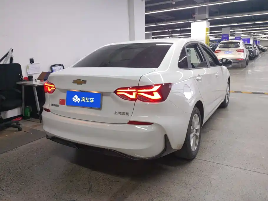 Chevrolet Monza — миниатюра 3