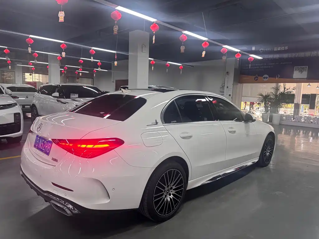 MERCEDES-BENZ C CLASS