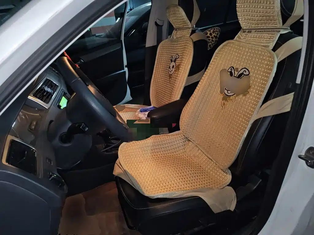 Skoda Rapid Spaceback — миниатюра 16