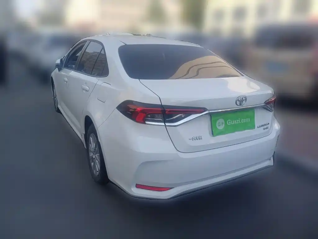 Toyota Corolla — миниатюра 4