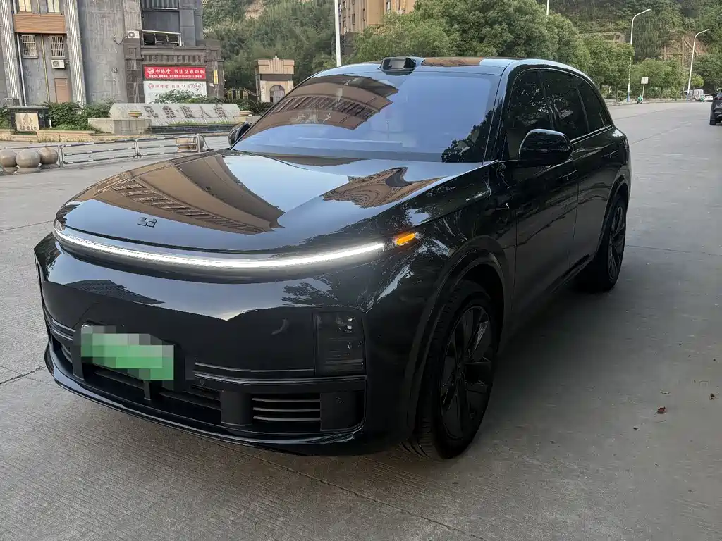Li Auto Li L7 2025