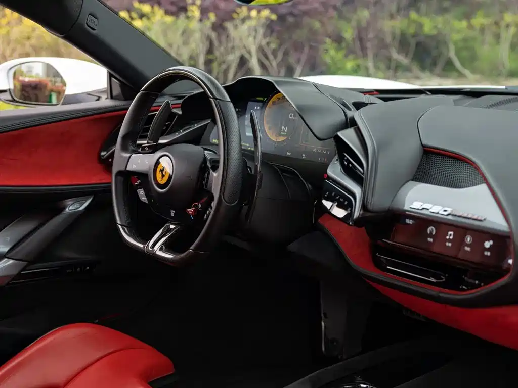 Ferrari SF90 - фото 11