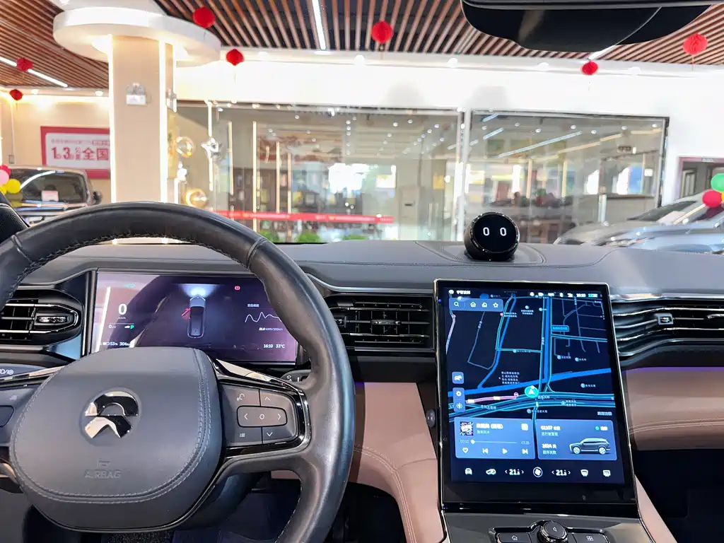 NIO ES8 — миниатюра 10