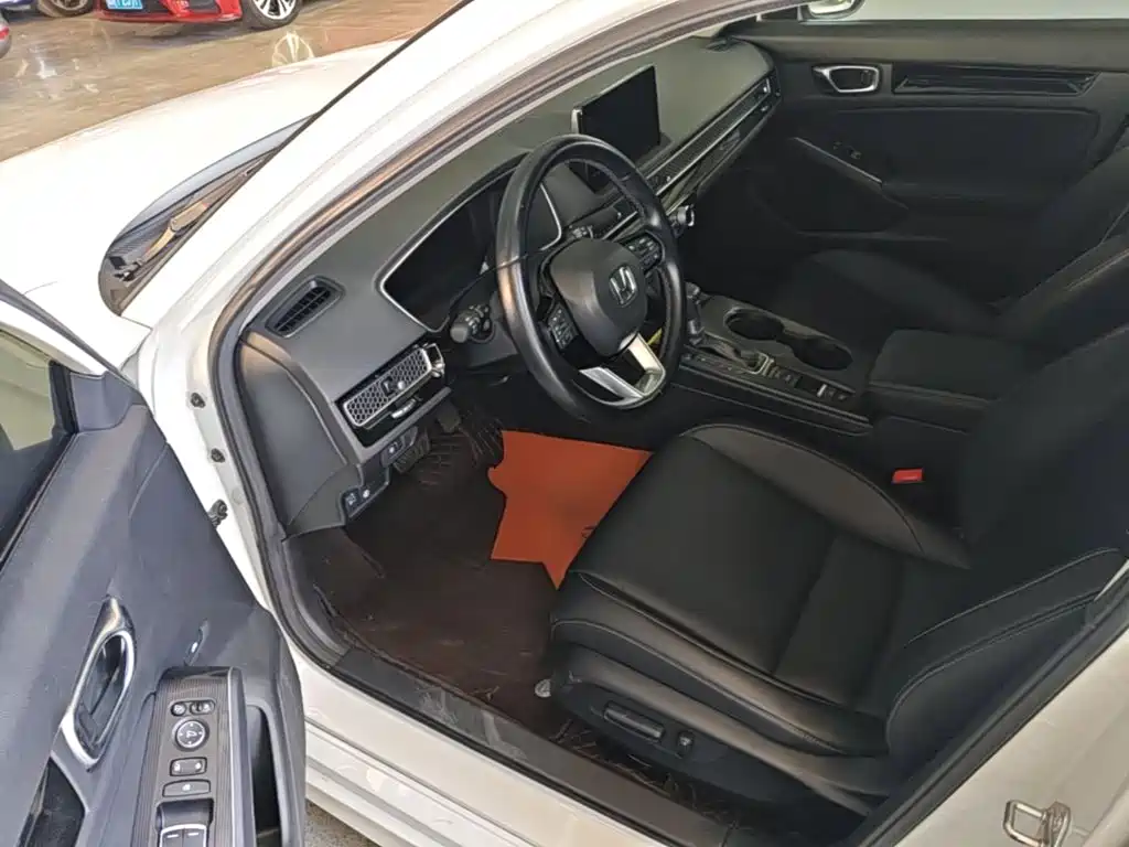 Honda Civic — миниатюра 16