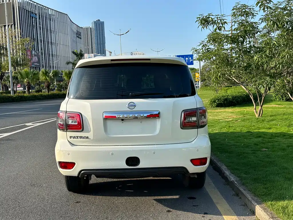 Nissan Patrol 2018 4.0L