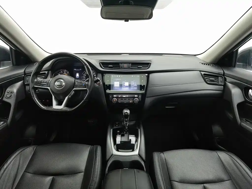 Nissan X-Trail — миниатюра 5