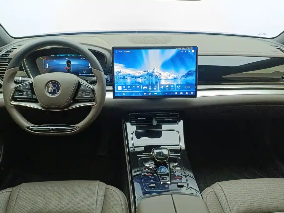 BYD Han — миниатюра 12