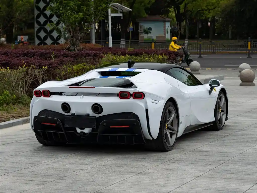 Ferrari SF90 2020 3.9T V8 Stradale