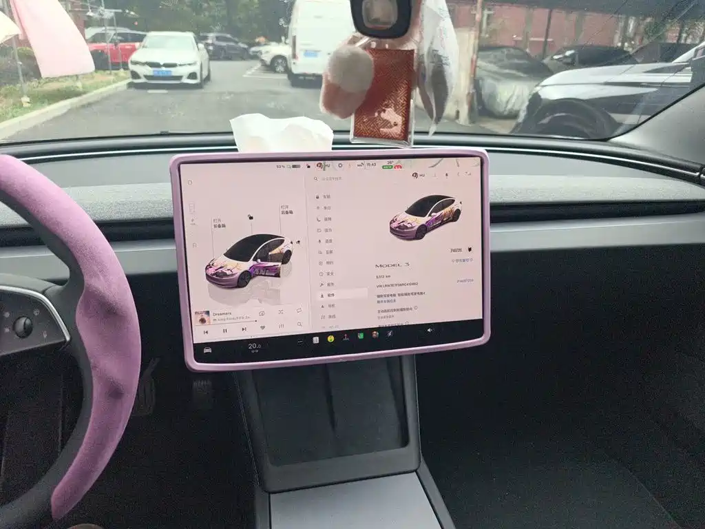 Tesla Model 3 — миниатюра 14