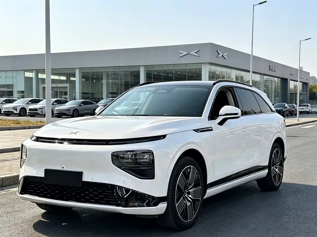 XPeng G9