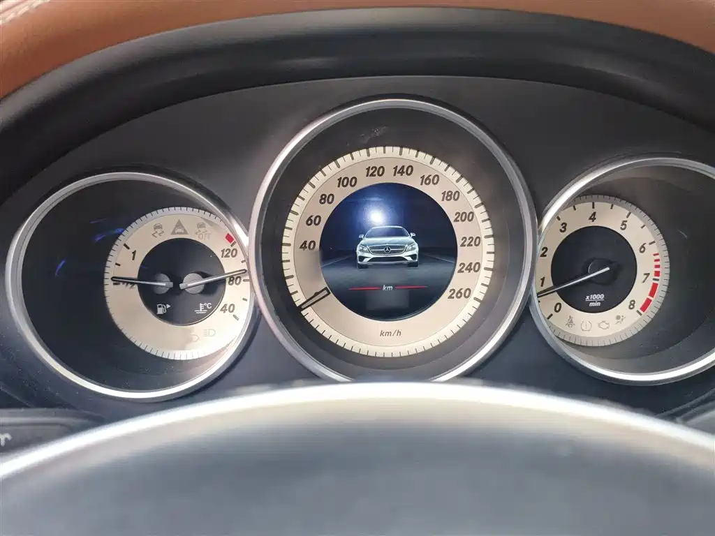 Mercedes-Benz CLS 2016 CLS 260