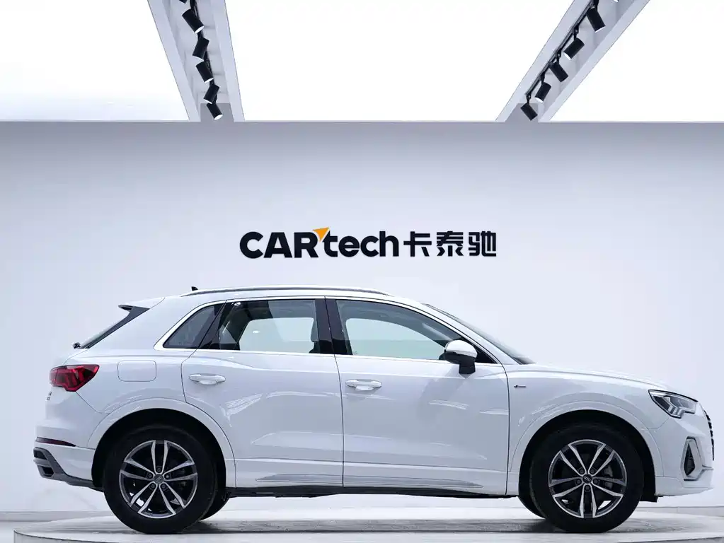 Audi Q3 — миниатюра 5