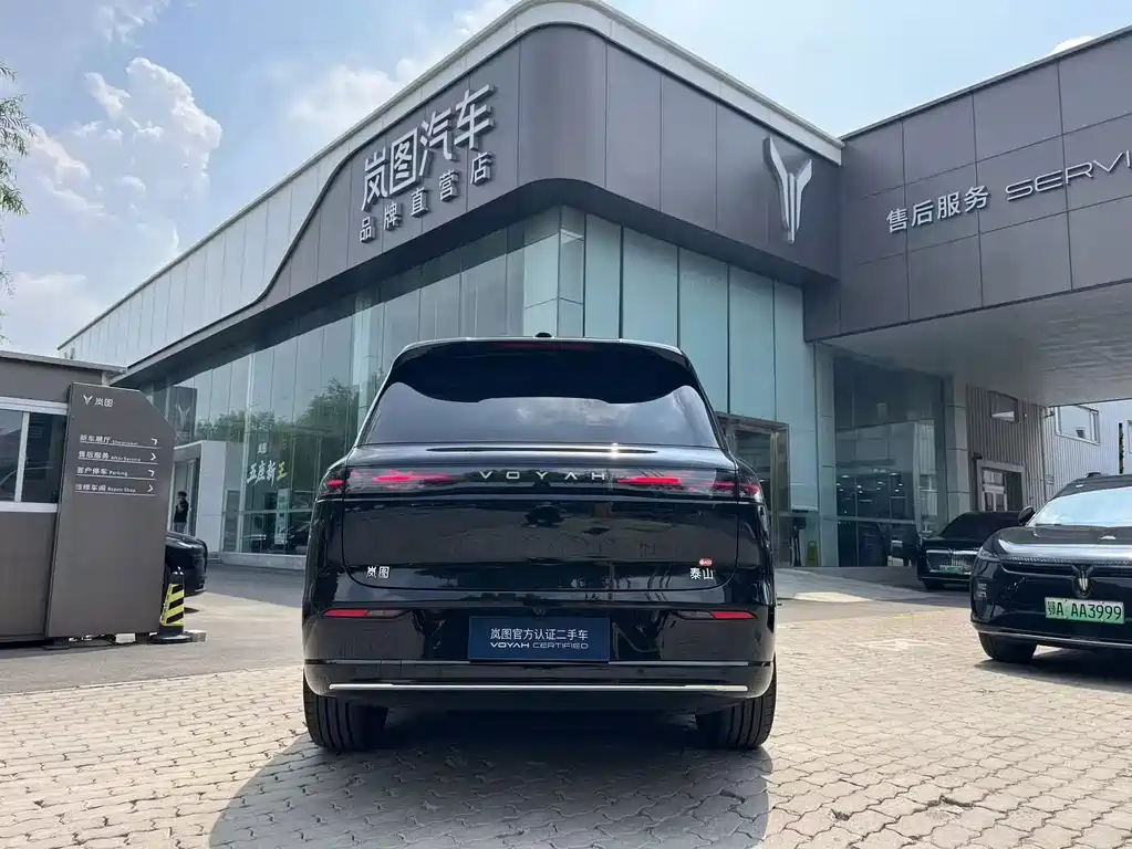 VOYAH Taishan — миниатюра 5
