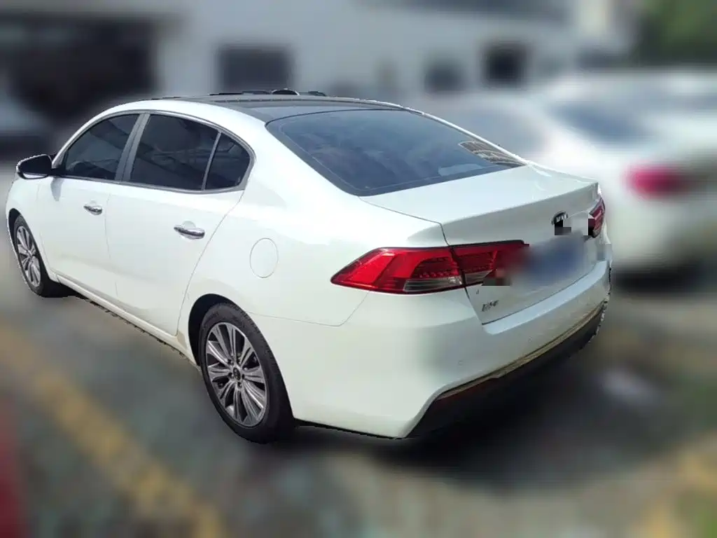 Kia K4 — миниатюра 7