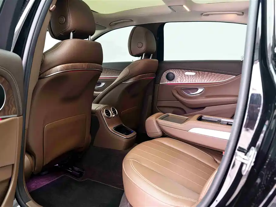 Mercedes-Benz E-Class E 2023 E 300 L Fashion