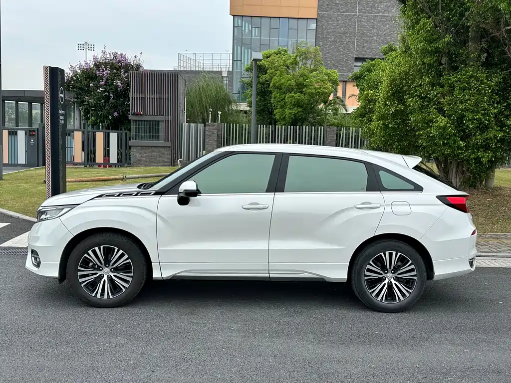 Honda Avancier 2017 370TURBO