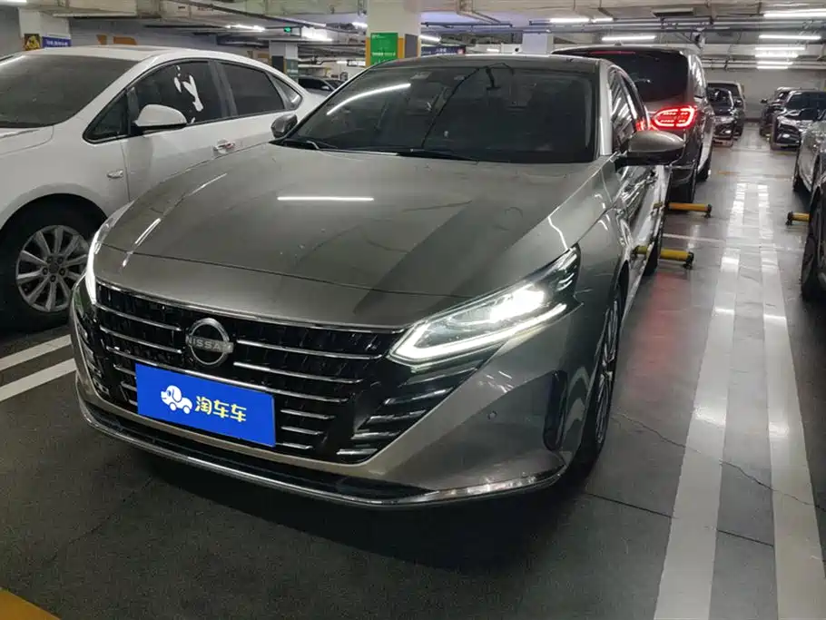 Nissan Teana 2024