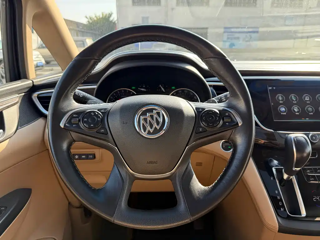 Buick GL8 2018 ES 28T Flagship VI
