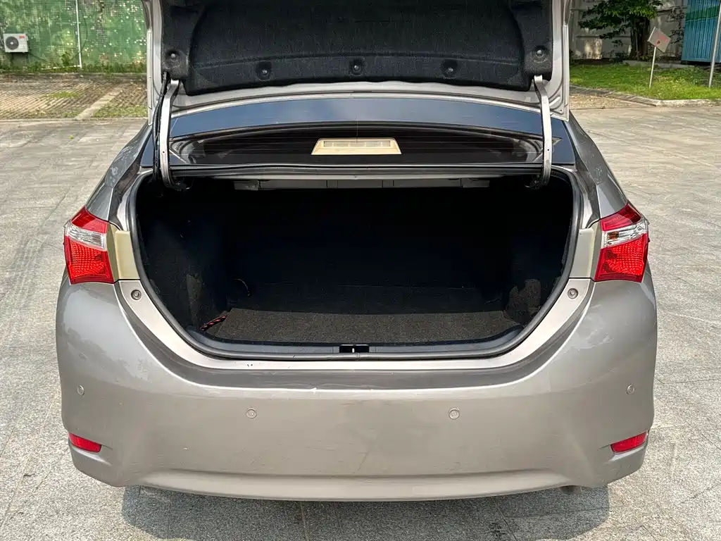 Toyota Corolla — миниатюра 11