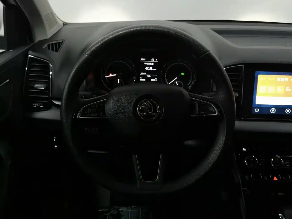 Skoda Karoq — миниатюра 11