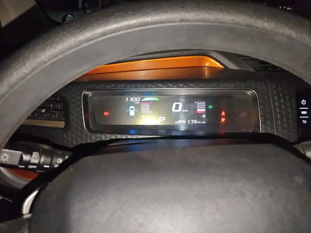 Geely Vision X1 — миниатюра 4