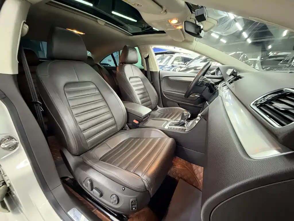 Volkswagen CC — миниатюра 10