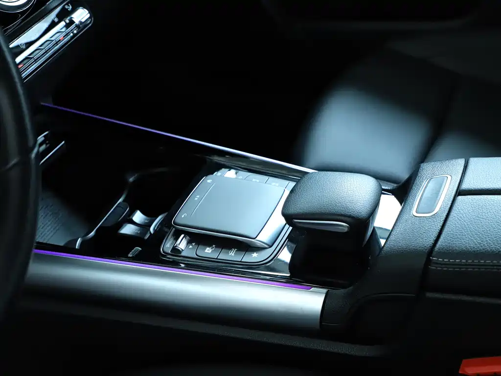 Mercedes-Benz EQA — миниатюра 9