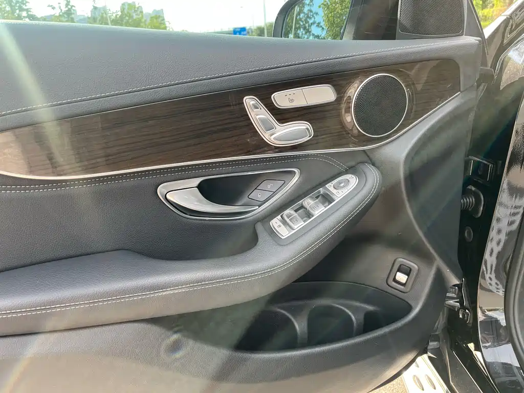 Mercedes-Benz GLC — миниатюра 17