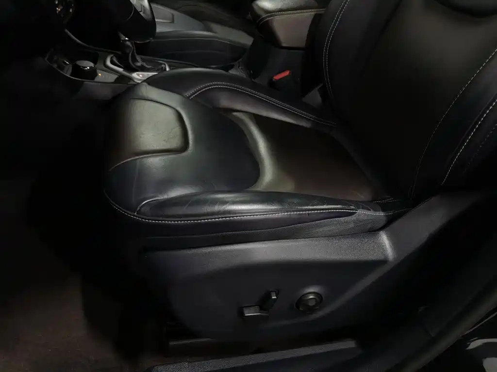 Jeep Cherokee — миниатюра 20