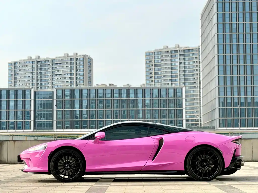 McLaren GT — миниатюра 4