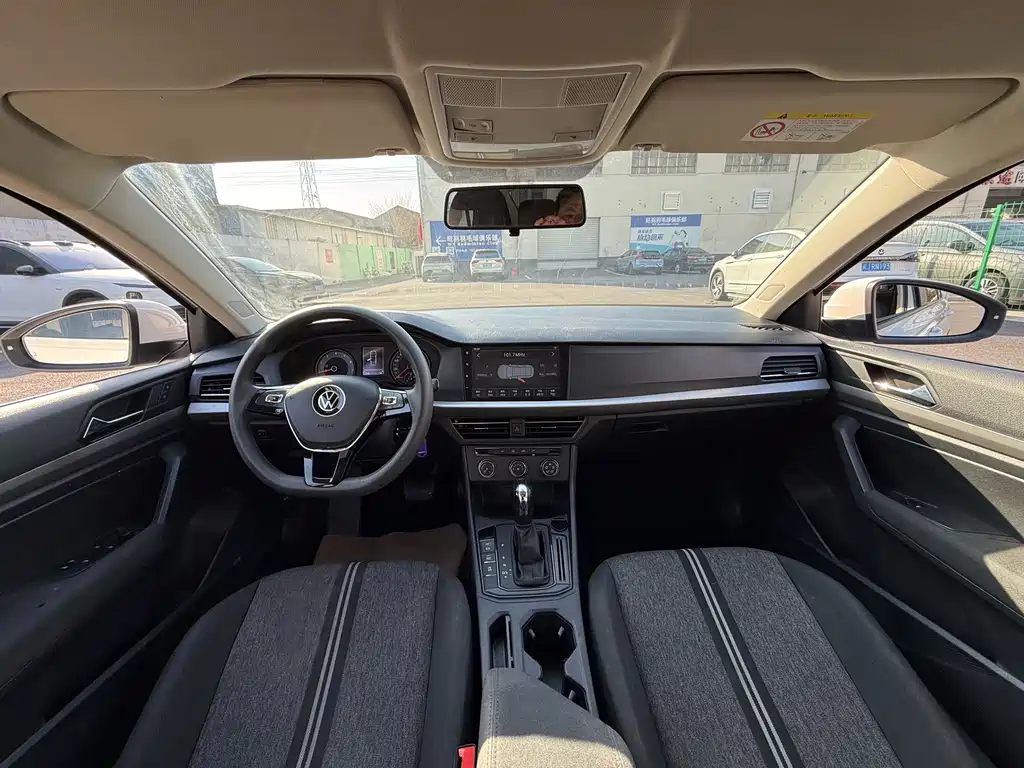 Volkswagen Lavida 2022 1.5L AT