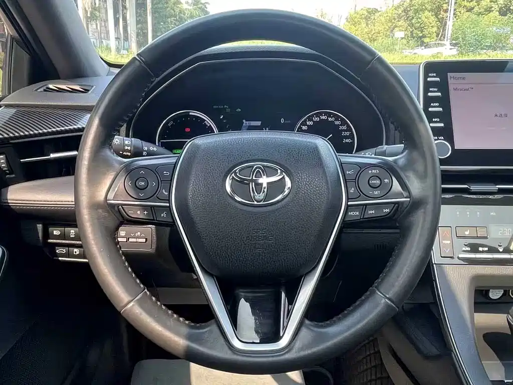 Toyota Avalon — миниатюра 10