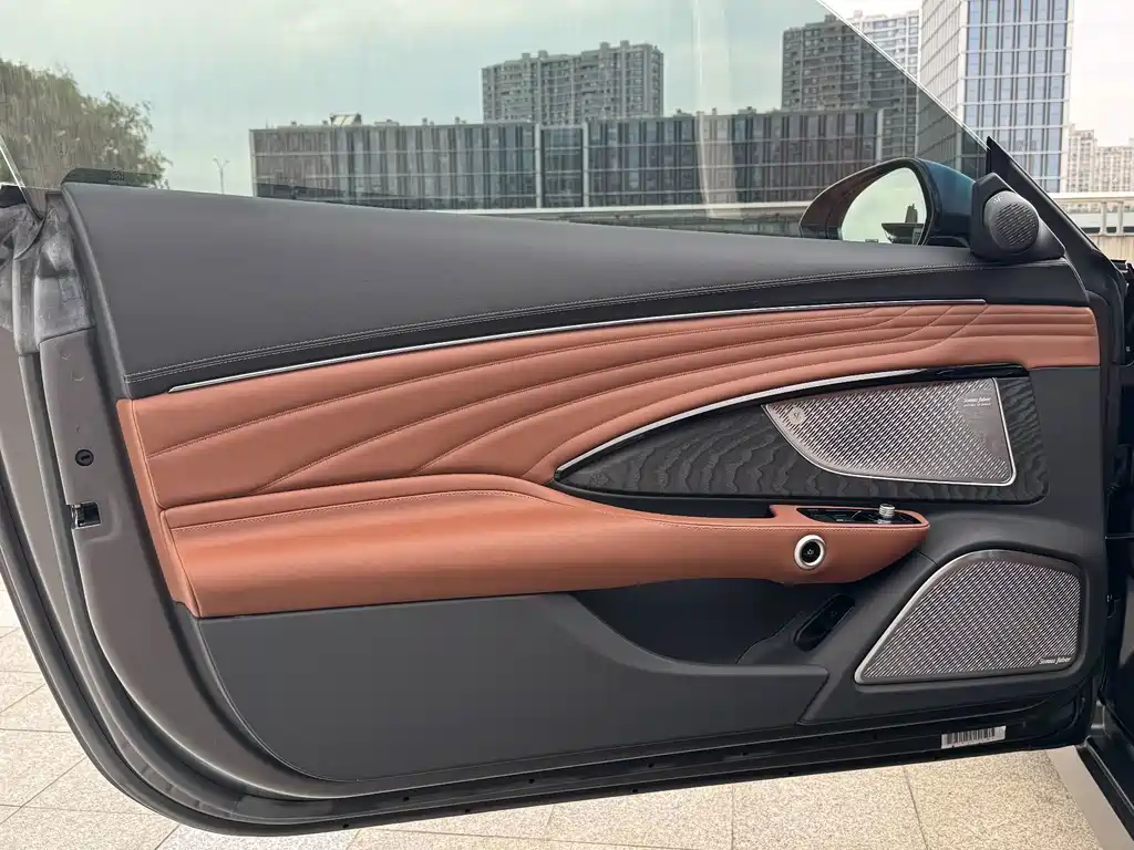 Maserati GranTurismo — миниатюра 7