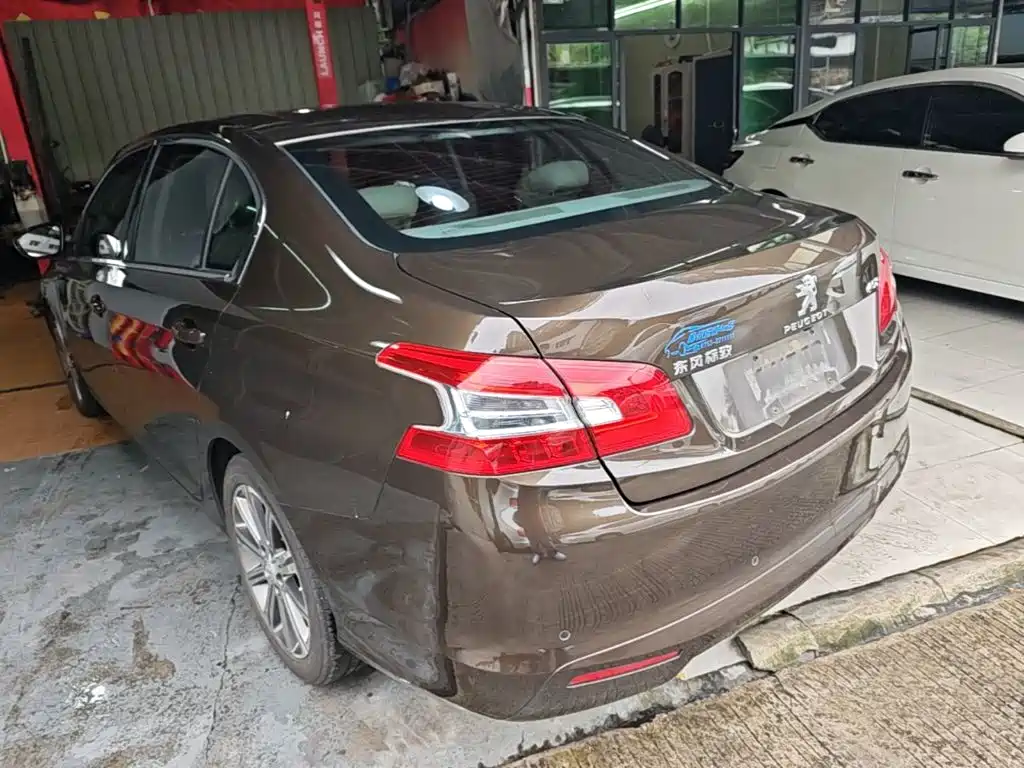 Peugeot 408 — миниатюра 5