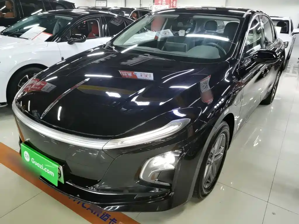 Hongqi Hongqi E-QM5 — миниатюра 2