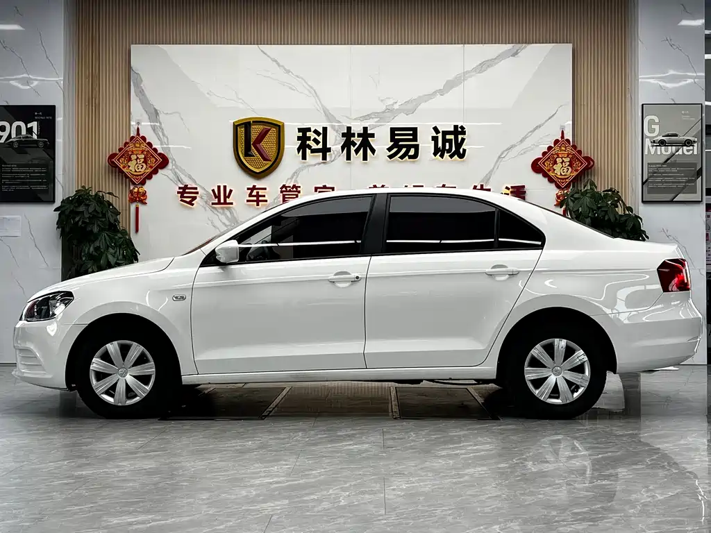 Volkswagen Jetta — миниатюра 7