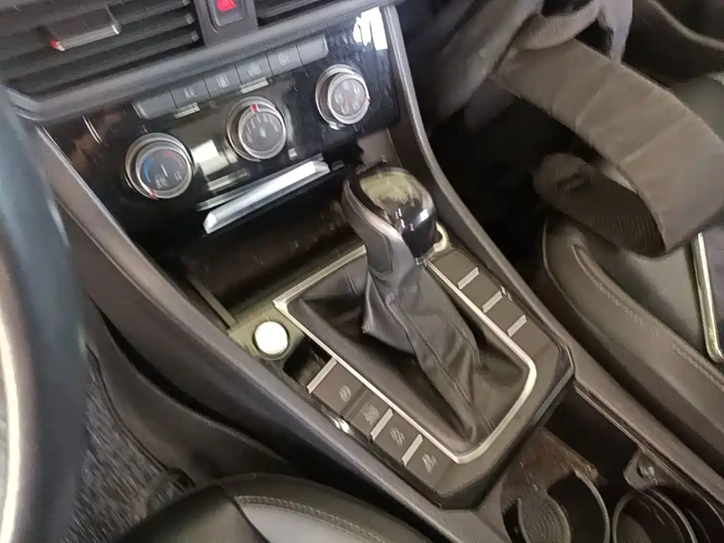 Volkswagen Sagitar — миниатюра 14