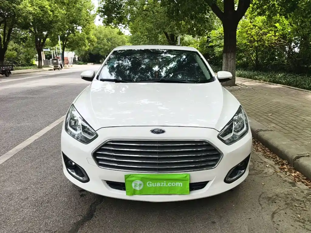 Ford Escort — миниатюра 3