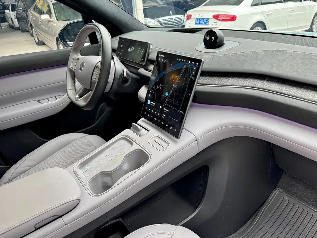 NIO EC6 — миниатюра 9