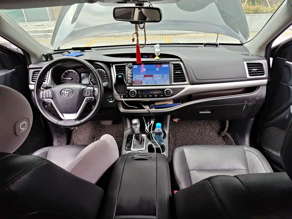 Toyota Highlander — миниатюра 5