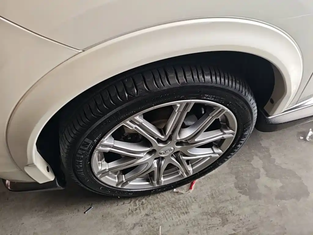 Infiniti ESQ — миниатюра 23