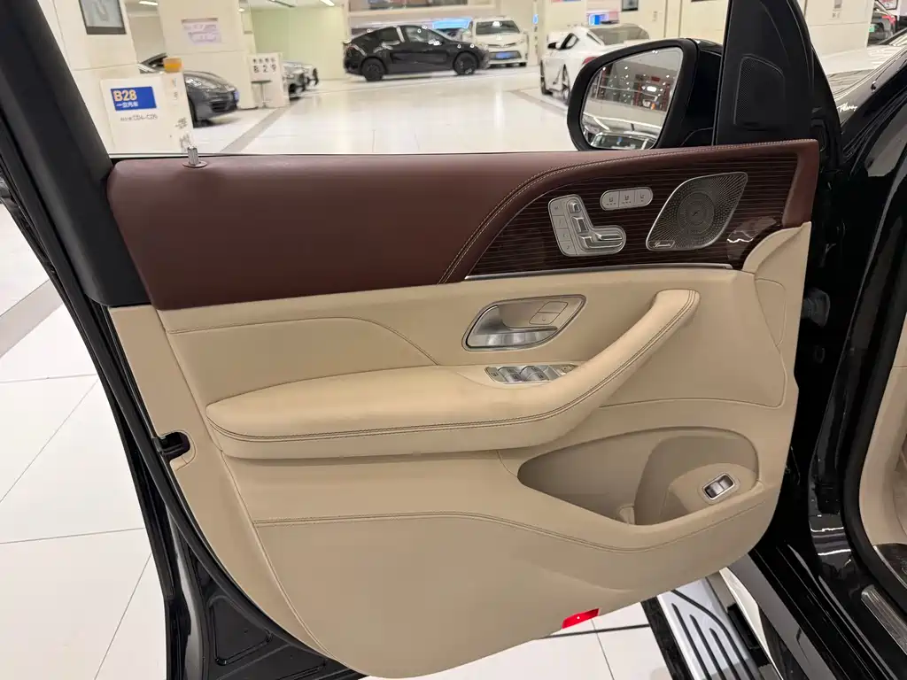 MERCEDES-BENZ MAYBACH GLS