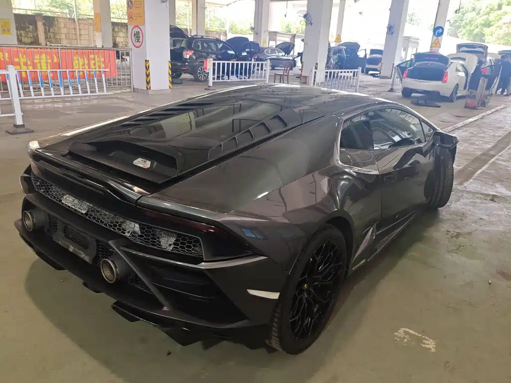 Lamborghini Huracán — миниатюра 9
