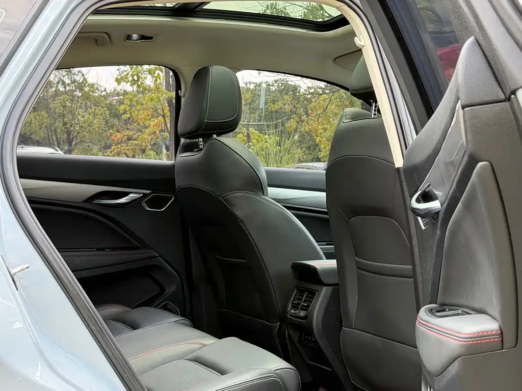 Geely Xingyue S — миниатюра 9