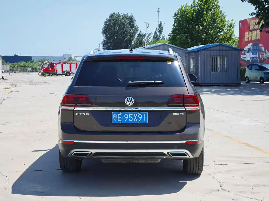 Volkswagen Teramont — миниатюра 5