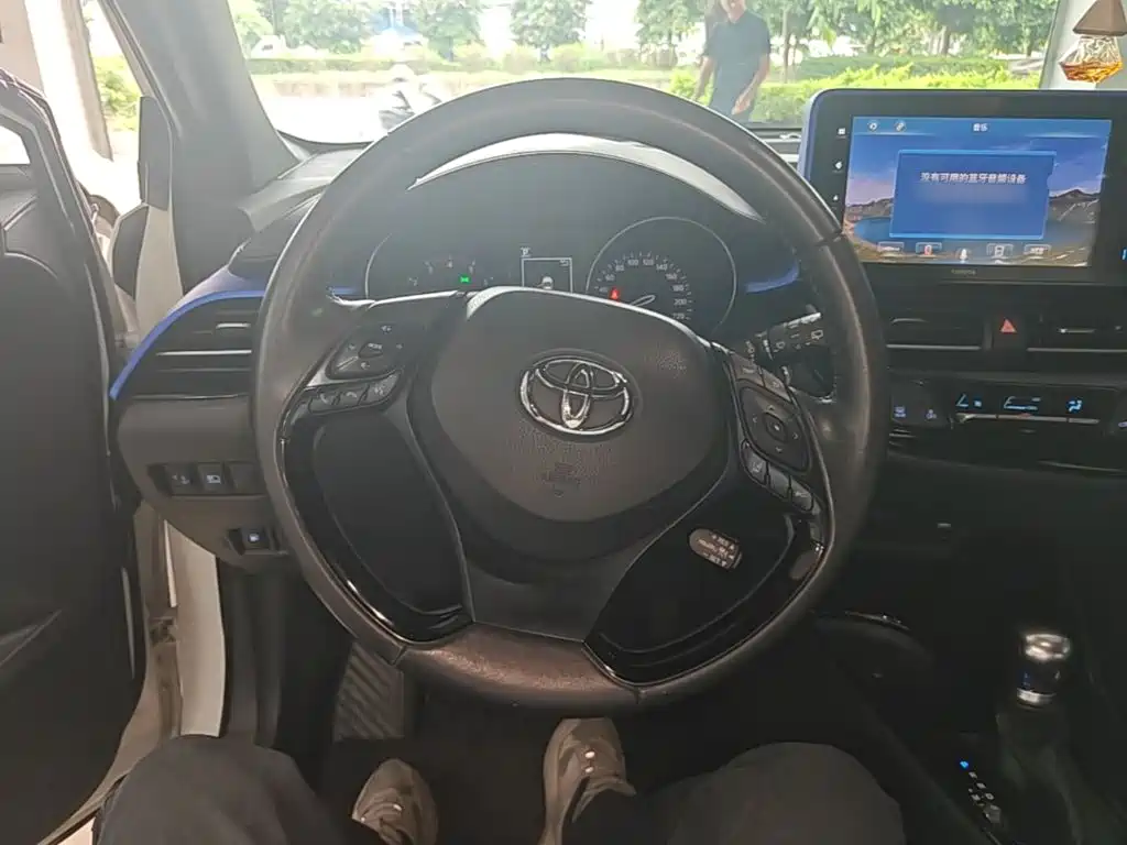 Toyota IZOA — миниатюра 11