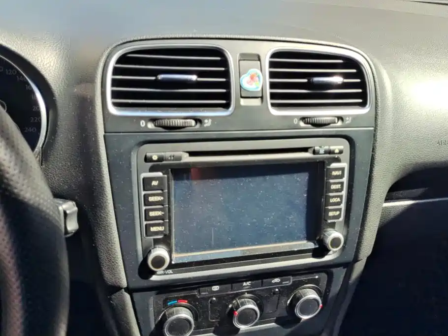 Volkswagen Golf — миниатюра 13