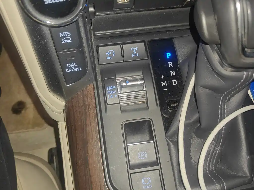 Toyota Land Cruiser — миниатюра 13